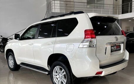 Toyota Land Cruiser Prado 150 рестайлинг 2, 2013 год, 2 897 000 рублей, 6 фотография