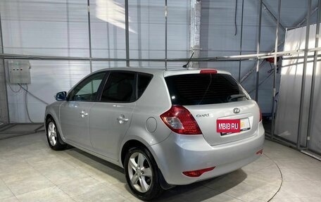 KIA cee'd I рестайлинг, 2011 год, 929 000 рублей, 7 фотография