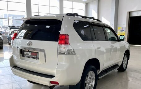 Toyota Land Cruiser Prado 150 рестайлинг 2, 2013 год, 2 897 000 рублей, 10 фотография