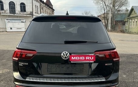 Volkswagen Tiguan II, 2020 год, 3 730 000 рублей, 4 фотография