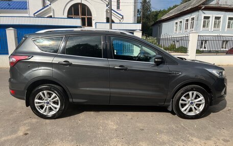 Ford Kuga III, 2018 год, 1 700 000 рублей, 4 фотография