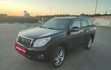 Toyota Land Cruiser Prado 150 рестайлинг 2, 2011 год, 2 320 000 рублей, 2 фотография