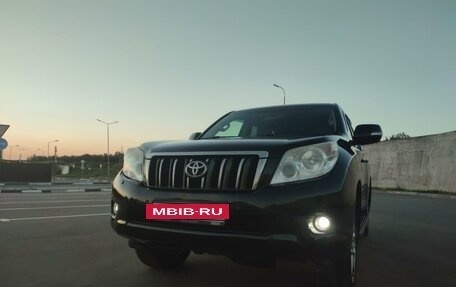 Toyota Land Cruiser Prado 150 рестайлинг 2, 2011 год, 2 320 000 рублей, 8 фотография