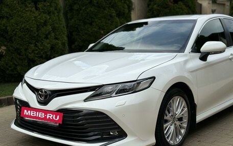 Toyota Camry, 2020 год, 3 500 000 рублей, 8 фотография