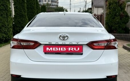 Toyota Camry, 2020 год, 3 500 000 рублей, 4 фотография