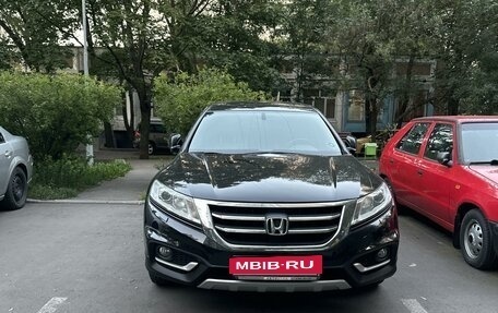 Honda Crosstour I рестайлинг, 2014 год, 2 004 000 рублей, 2 фотография