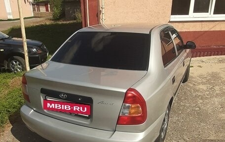 Hyundai Accent II, 2005 год, 450 000 рублей, 3 фотография