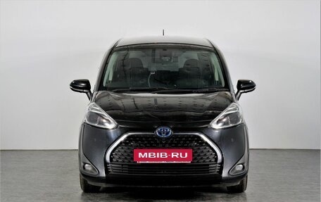 Toyota Sienta II, 2019 год, 1 587 000 рублей, 2 фотография