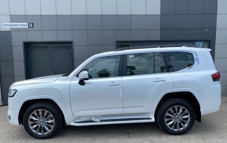 Toyota Land Cruiser, 2024 год, 14 990 000 рублей, 4 фотография