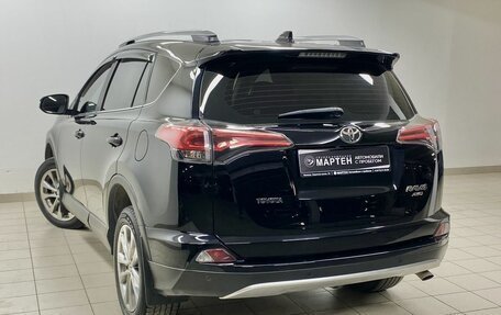 Toyota RAV4, 2017 год, 2 680 000 рублей, 6 фотография