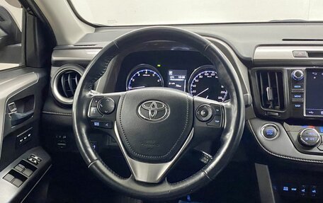 Toyota RAV4, 2017 год, 2 680 000 рублей, 23 фотография