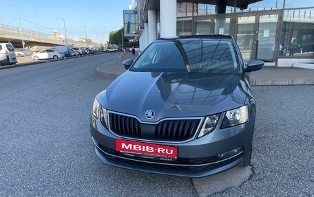 Skoda Octavia, 2018 год, 1 850 000 рублей, 2 фотография