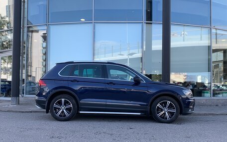 Volkswagen Tiguan II, 2017 год, 2 490 000 рублей, 6 фотография