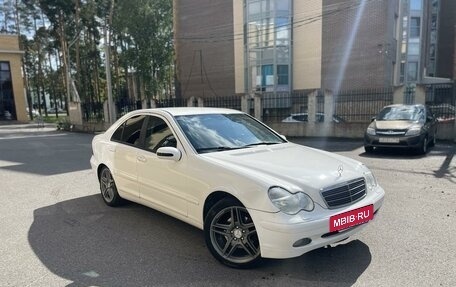 Mercedes-Benz C-Класс, 2003 год, 625 000 рублей, 8 фотография