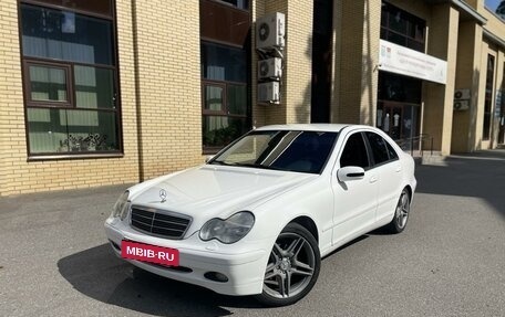 Mercedes-Benz C-Класс, 2003 год, 625 000 рублей, 2 фотография