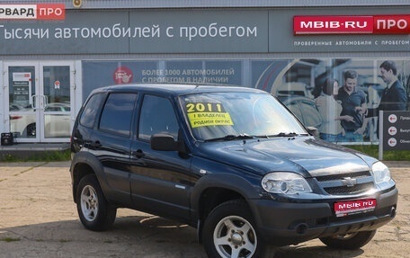 Chevrolet Niva I рестайлинг, 2011 год, 540 000 рублей, 1 фотография