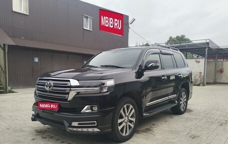 Toyota Land Cruiser 200, 2011 год, 3 999 000 рублей, 1 фотография