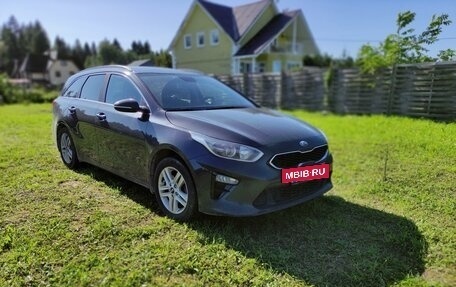 KIA cee'd III, 2019 год, 1 850 000 рублей, 2 фотография