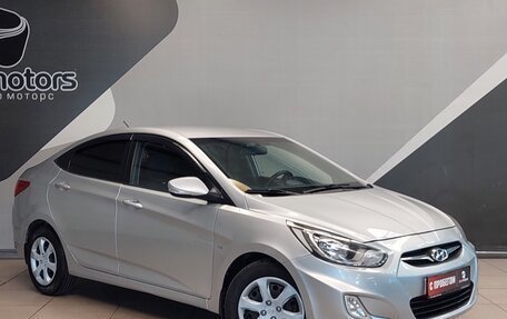 Hyundai Solaris II рестайлинг, 2011 год, 890 000 рублей, 7 фотография