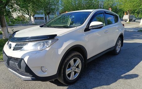 Toyota RAV4, 2013 год, 1 990 000 рублей, 1 фотография