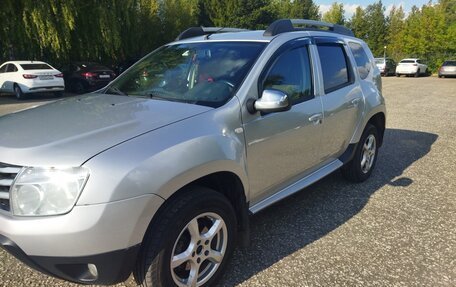 Renault Duster I рестайлинг, 2012 год, 985 000 рублей, 2 фотография