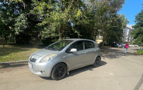 Toyota Yaris III рестайлинг, 2008 год, 600 000 рублей, 8 фотография