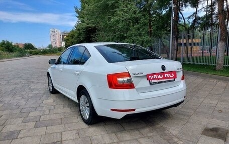 Skoda Octavia, 2018 год, 1 965 000 рублей, 5 фотография