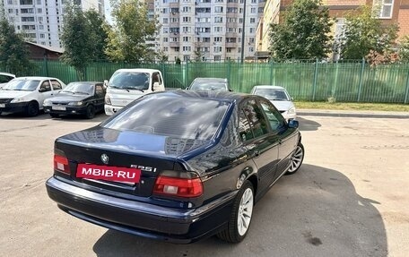 BMW 5 серия, 2003 год, 680 000 рублей, 3 фотография