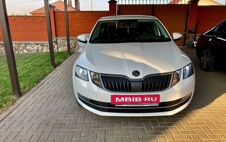 Skoda Octavia, 2018 год, 1 870 000 рублей, 3 фотография