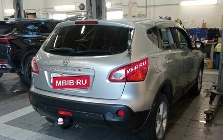 Nissan Qashqai, 2010 год, 950 000 рублей, 3 фотография