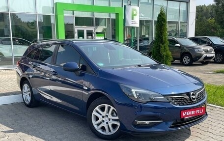 Opel Astra K, 2020 год, 1 330 000 рублей, 3 фотография