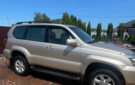 Toyota Land Cruiser Prado 120 рестайлинг, 2006 год, 2 600 000 рублей, 4 фотография