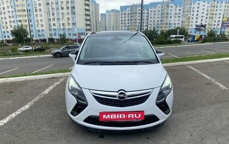 Opel Zafira C рестайлинг, 2013 год, 1 180 000 рублей, 2 фотография