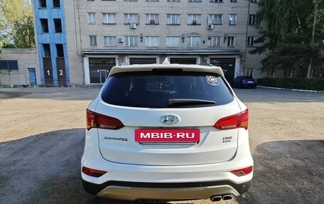 Hyundai Santa Fe III рестайлинг, 2016 год, 2 550 000 рублей, 4 фотография