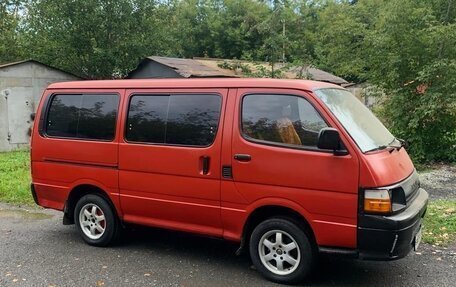 Toyota HiAce H100, 1993 год, 420 000 рублей, 3 фотография