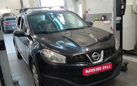 Nissan Qashqai, 2010 год, 972 000 рублей, 2 фотография