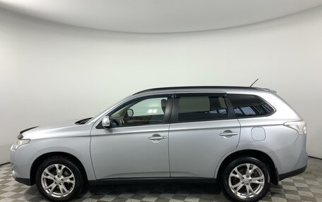 Mitsubishi Outlander III рестайлинг 3, 2012 год, 1 414 592 рублей, 8 фотография