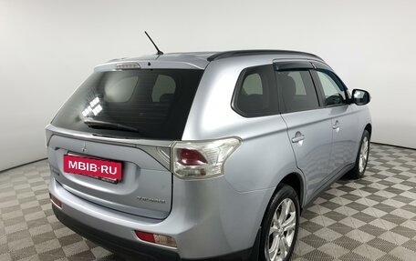 Mitsubishi Outlander III рестайлинг 3, 2012 год, 1 414 592 рублей, 5 фотография