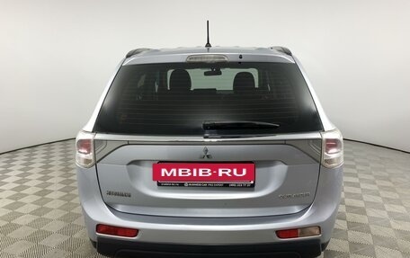 Mitsubishi Outlander III рестайлинг 3, 2012 год, 1 414 592 рублей, 6 фотография