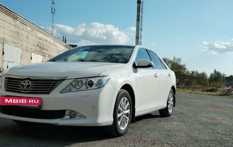 Toyota Camry, 2012 год, 1 700 000 рублей, 2 фотография