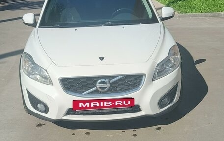 Volvo C30 I рестайлинг, 2011 год, 1 075 000 рублей, 2 фотография