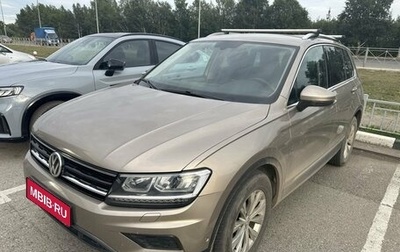 Volkswagen Tiguan II, 2018 год, 2 500 000 рублей, 1 фотография