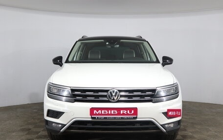 Volkswagen Tiguan II, 2019 год, 2 789 000 рублей, 2 фотография