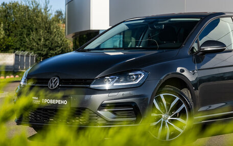 Volkswagen Golf VII, 2018 год, 2 429 000 рублей, 2 фотография