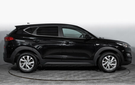 Hyundai Tucson III, 2019 год, 2 390 000 рублей, 4 фотография