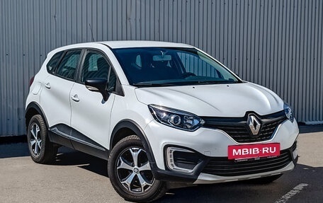 Renault Kaptur I рестайлинг, 2019 год, 1 045 000 рублей, 3 фотография