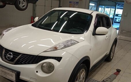 Nissan Juke II, 2011 год, 850 000 рублей, 2 фотография