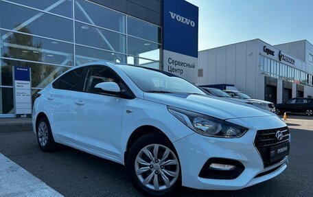 Hyundai Solaris II рестайлинг, 2019 год, 1 590 000 рублей, 3 фотография