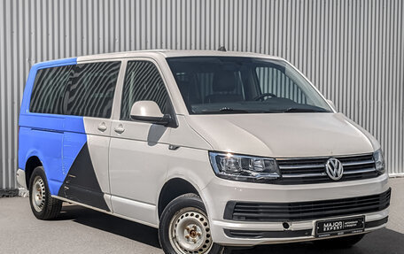 Volkswagen Caravelle T6 рестайлинг, 2019 год, 2 560 000 рублей, 3 фотография