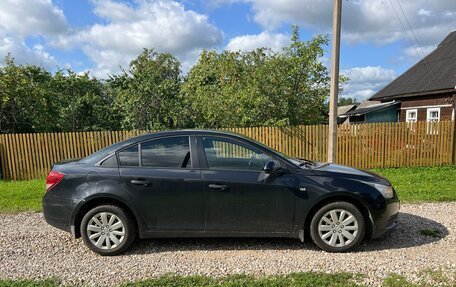 Chevrolet Cruze II, 2011 год, 650 000 рублей, 2 фотография